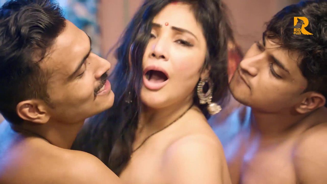 Extra Class (2025) Hindi Season 01 Episodes 1 To 3 Rioplus WEB Series