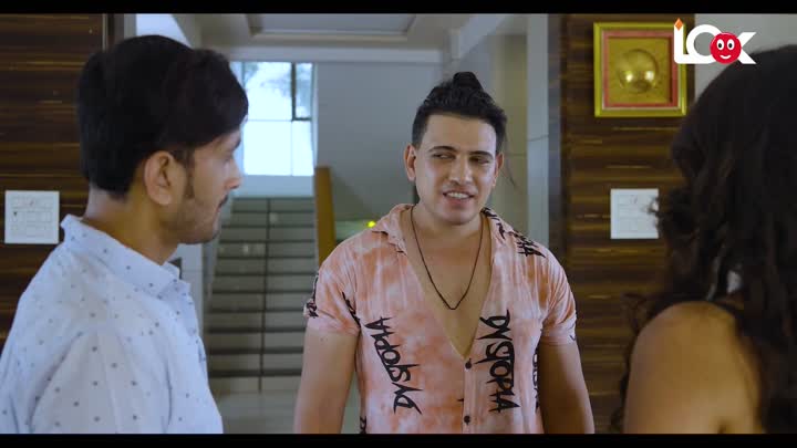 Screenshot Of Bachelor Boys (2024) Hindi Season 01 Part 01 Look Entertainment WEB Series