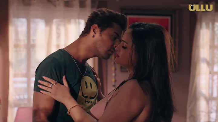 Screenshot Of De De Pyaar De (2025) Hindi Season 01 Part 01 ULLU WEB Series