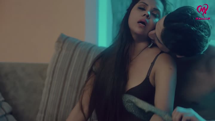 Screenshot Of Exchange (2025) Hindi Season 01 Episodes 1 To 4 Makhan WEB Series