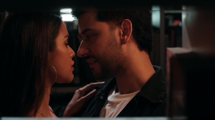 Screenshot Of Fuh se Fantasy (2023) Hindi Season 02 Episodes 20 Adult Web Series