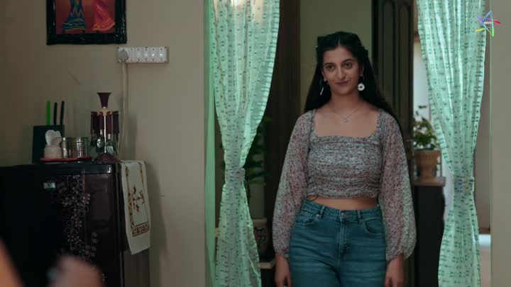Screenshot Of Lovewala Tiffin (2025) Hindi Season 01 Episodes 01 To 03 Ratri WEB Series