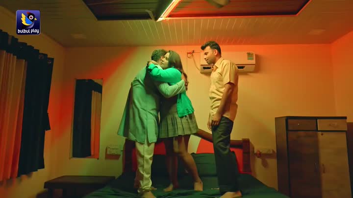 Screenshot Of Mr Lele (2025) Hindi Season 01 Episodes 04 To 05 BulBulPlay WEB Series