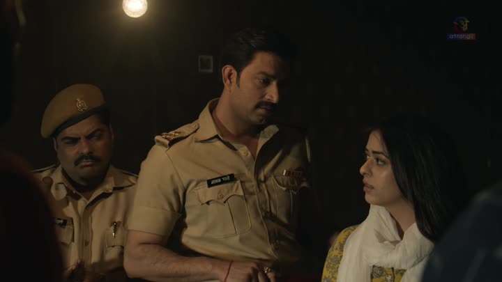 Screenshot Of Sabse Bada Rupaiya (2025) Hindi Season 01 Part 1 Atrangii WEB Series